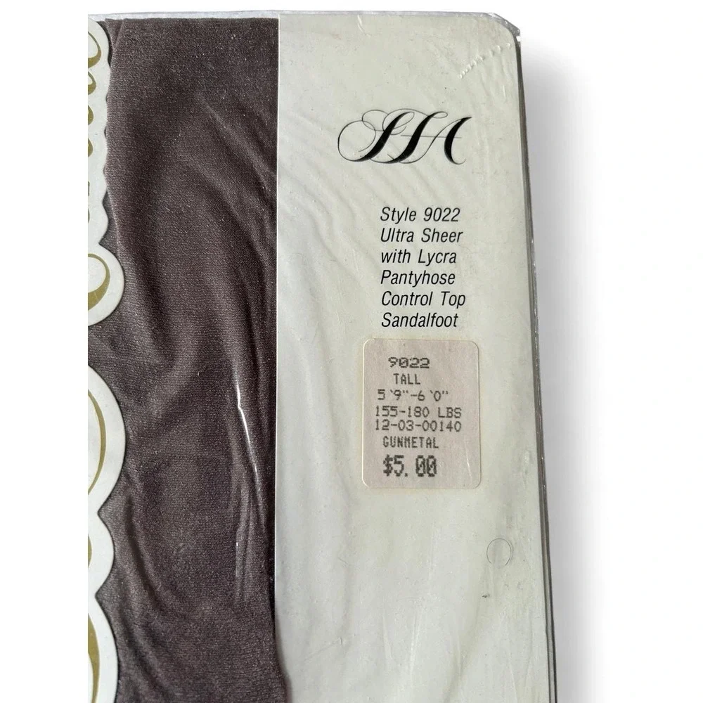 Vintage Saks Fifth Avenue Ultra Sheer Pantyhose Tall Gunmetal Quiet Luxury NWT